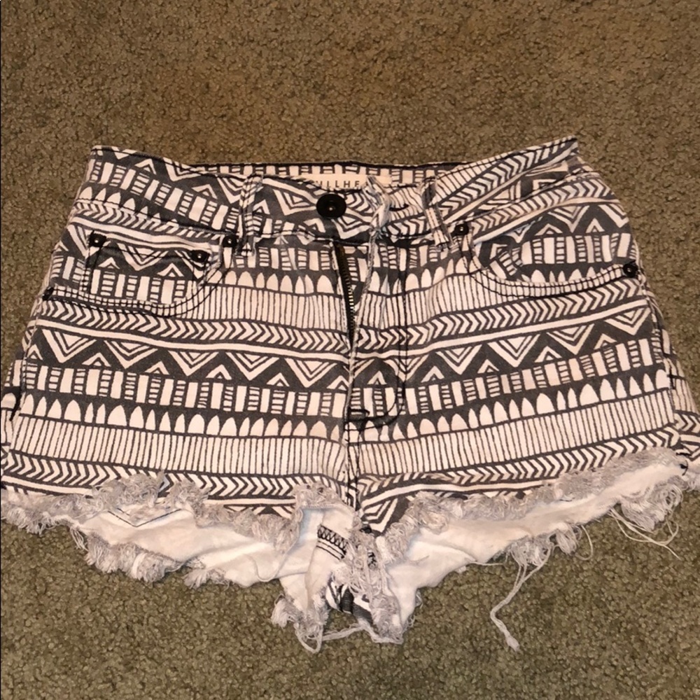 Bull head denim shorts